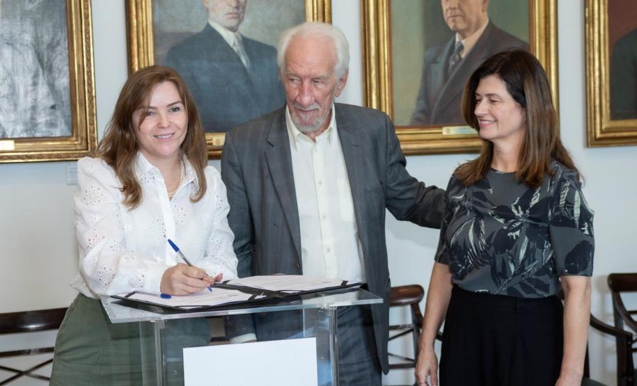 Estado amplia pesquisa e extensão voltadas a pessoas idosas para 117 municípios