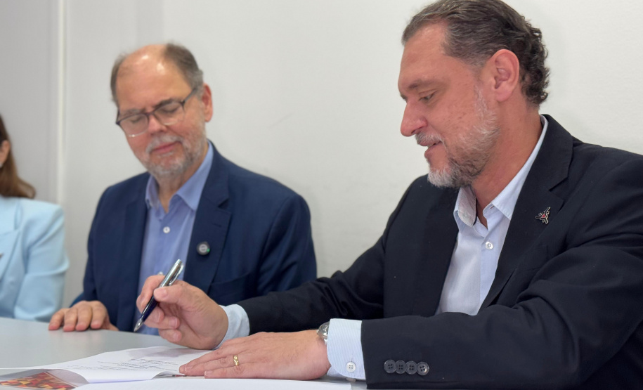 Estado anuncia investimento de R$ 7,6 milhões para aquisições tecnológicas da UEM