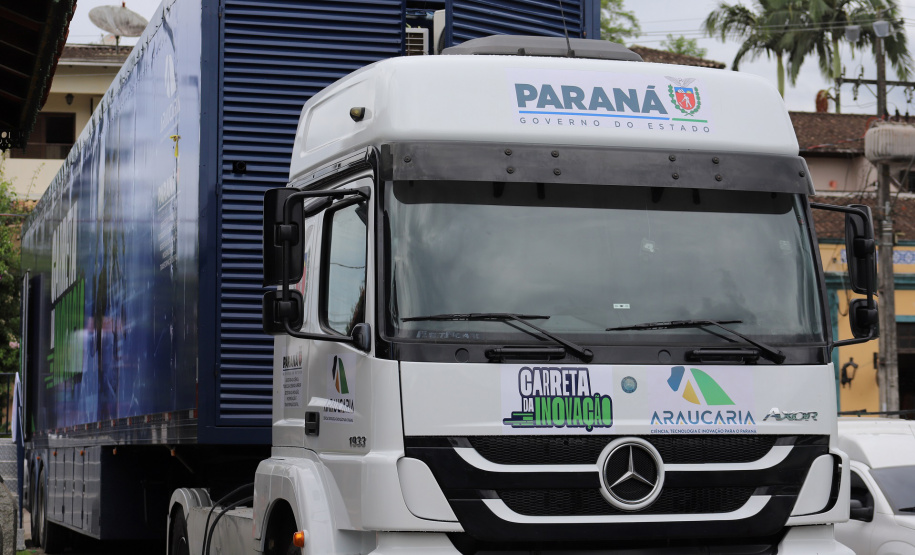 Em Morretes, Carreta da Inovação terá teste de visão feito por robô e oficinas de IA