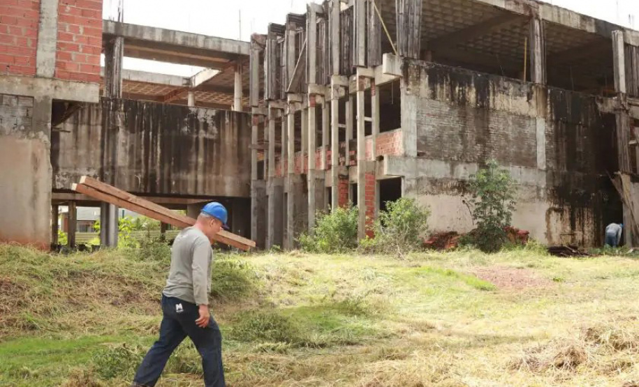 Começam as obras do novo prédio da Biblioteca Central no Campus Universitário da UEL