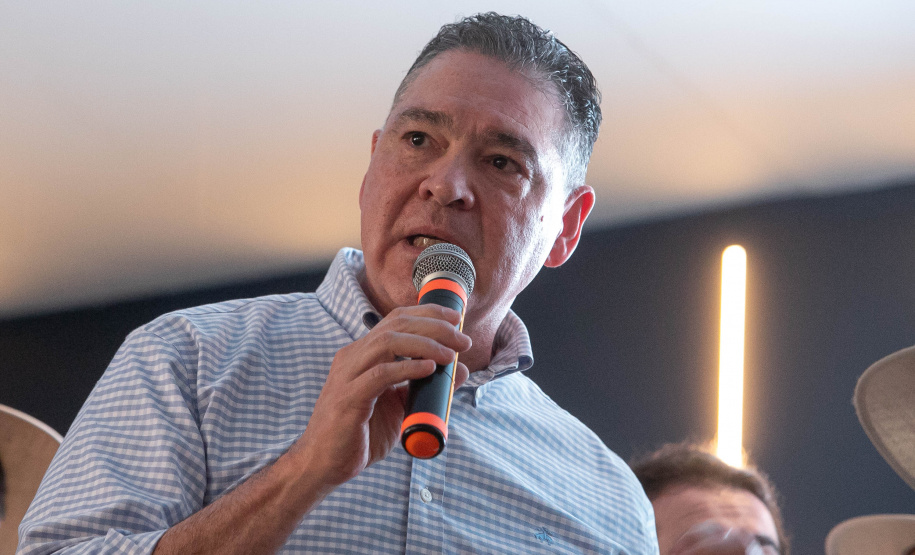 Governador assina protocolos para uso de biogás e biometano no transporte rodoviário