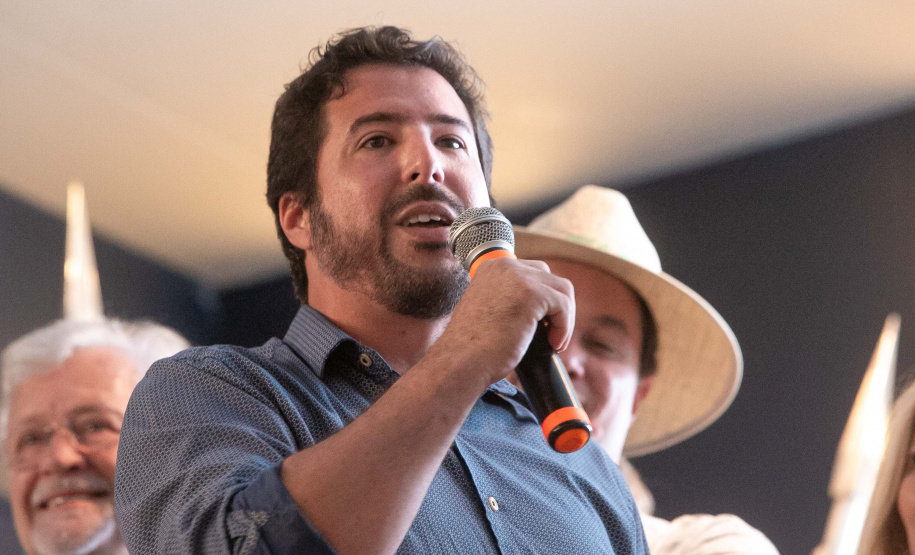 Governador assina protocolos para uso de biogás e biometano no transporte rodoviário