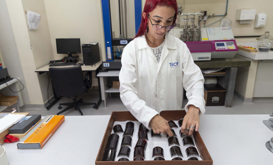 Tecpar protege saúde do consumidor com análise de embalagens de medicamentos