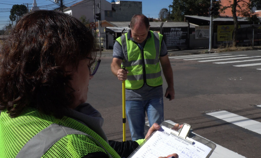 Tecpar e Detran já avaliaram condições da sinalização viária em 64 municípios do Paraná