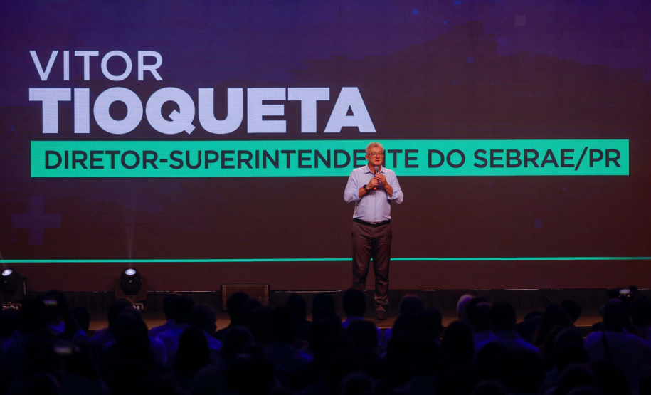 Ratinho Junior apresenta panorama do Estado a prefeitos no Paraná Mais Cidades