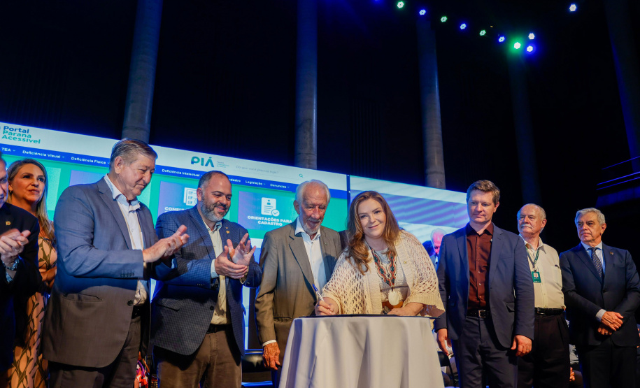 Estado lança site com foco na acessibilidade em capacitação sobre assistência social