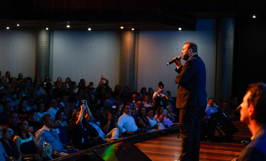 Estado lança site com foco na acessibilidade em capacitação sobre assistência social