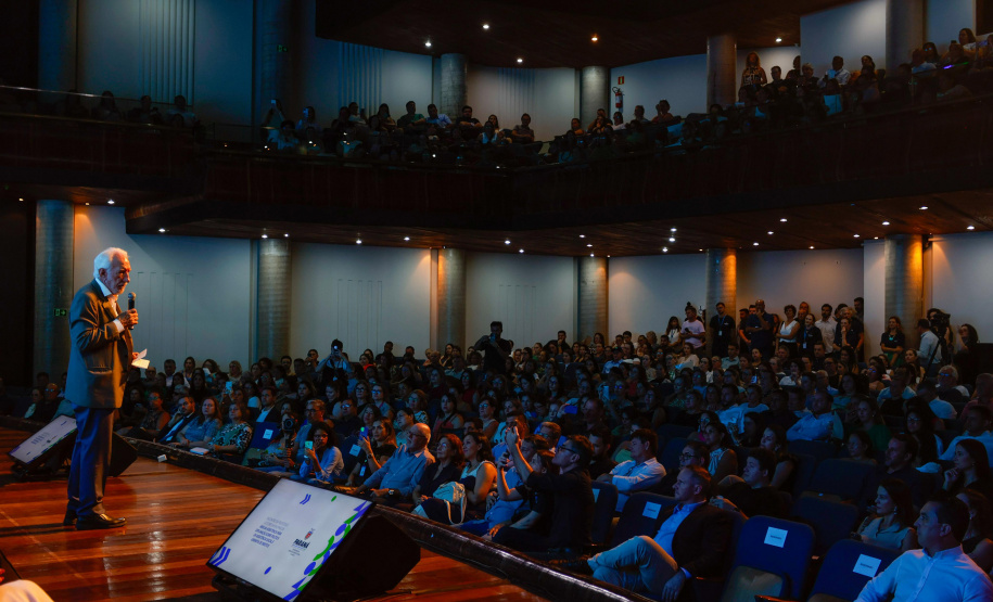 Estado lança site com foco na acessibilidade em capacitação sobre assistência social