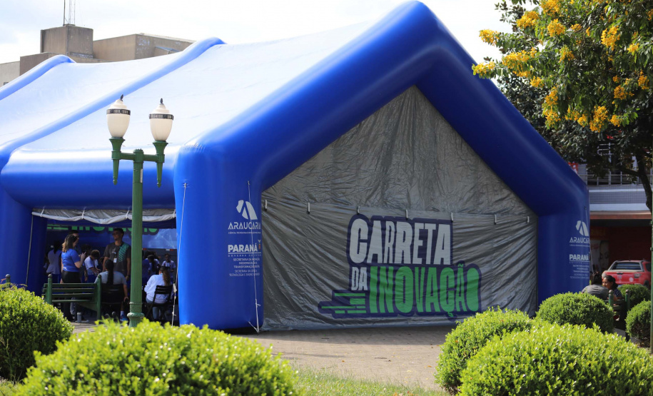 Carreta da Inovação leva ações e serviços gratuitos a Rio Negro e Umuarama