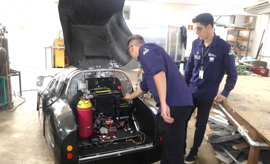 Carro a hidrogênico de alunos da Unioeste vai competir no Shell Eco-Marathon nos EUA