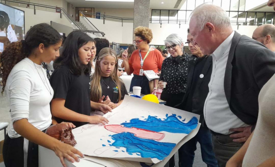 Principais projetos de pesquisa do Paraná são apresentados em evento em Curitiba