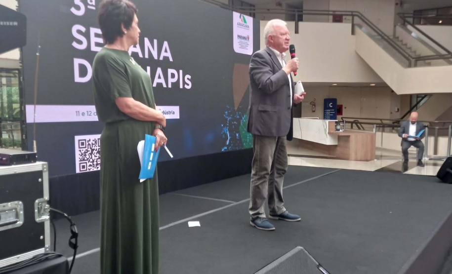 Principais projetos de pesquisa do Paraná são apresentados em evento em Curitiba