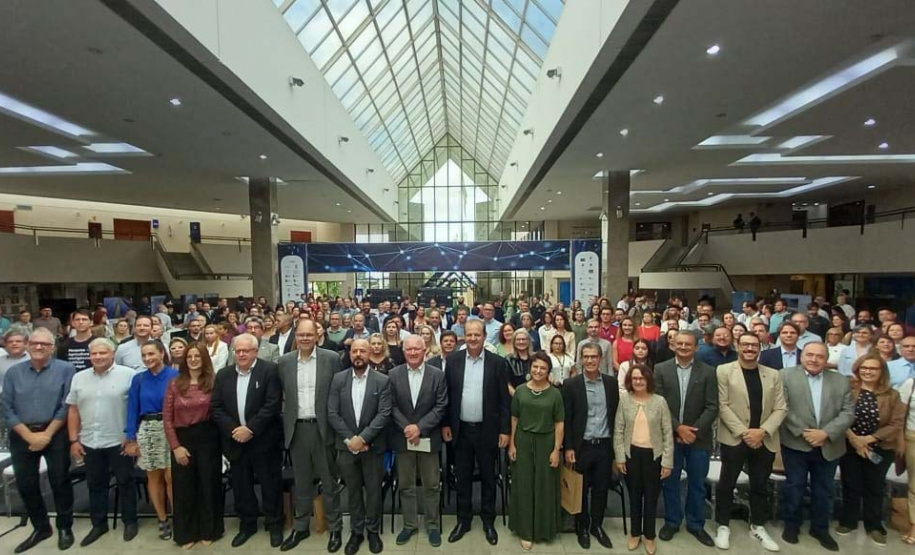 Principais projetos de pesquisa do Paraná são apresentados em evento em Curitiba