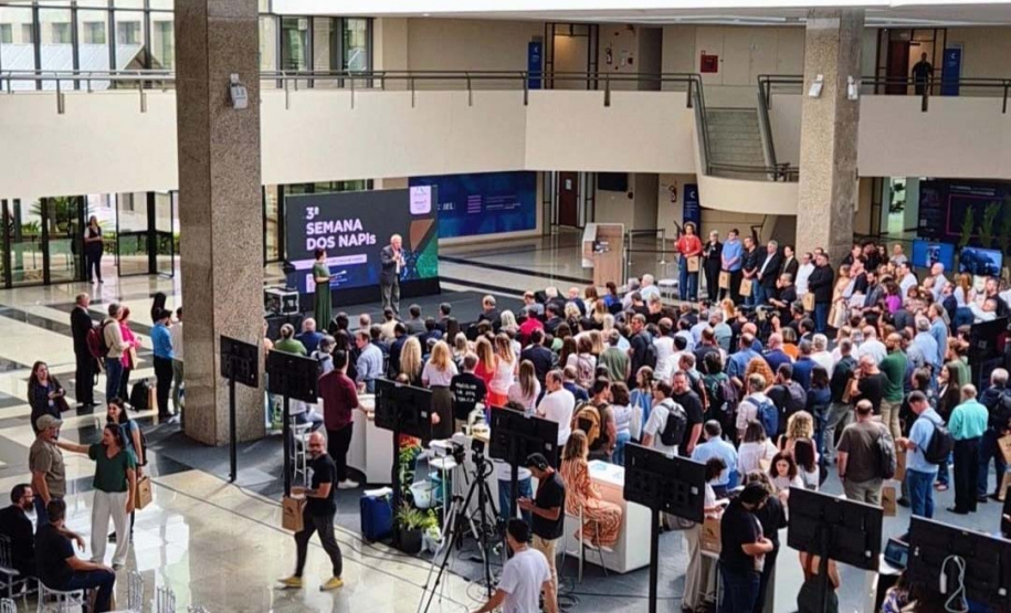 Principais projetos de pesquisa do Paraná são apresentados em evento em Curitiba