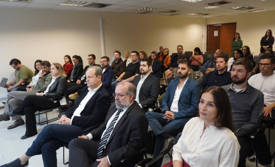 Novos servidores reforçam equipe de trabalho do Sistema de Ciência, Tecnologia e Ensino Superior do Paraná