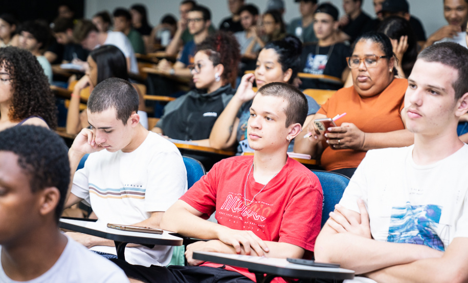 UENP recepciona mais de 600 novos alunos com eventos no Norte Pioneiro