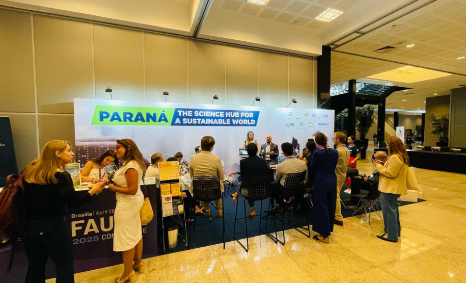 Paraná fortalece internacionalização universitária em evento global de educação