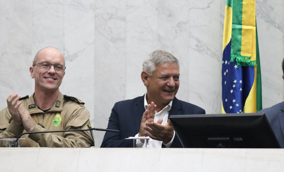 Verão Maior Paraná e equipes são homenageados na Assembleia Legislativa