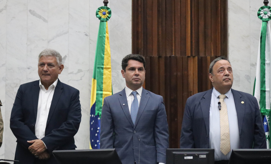Verão Maior Paraná e equipes são homenageados na Assembleia Legislativa