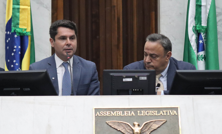 Verão Maior Paraná e equipes são homenageados na Assembleia Legislativa