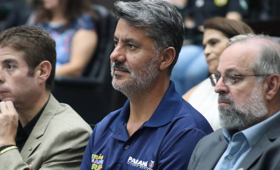 Verão Maior Paraná e equipes são homenageados na Assembleia Legislativa