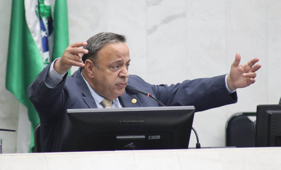 Verão Maior Paraná e equipes são homenageados na Assembleia Legislativa