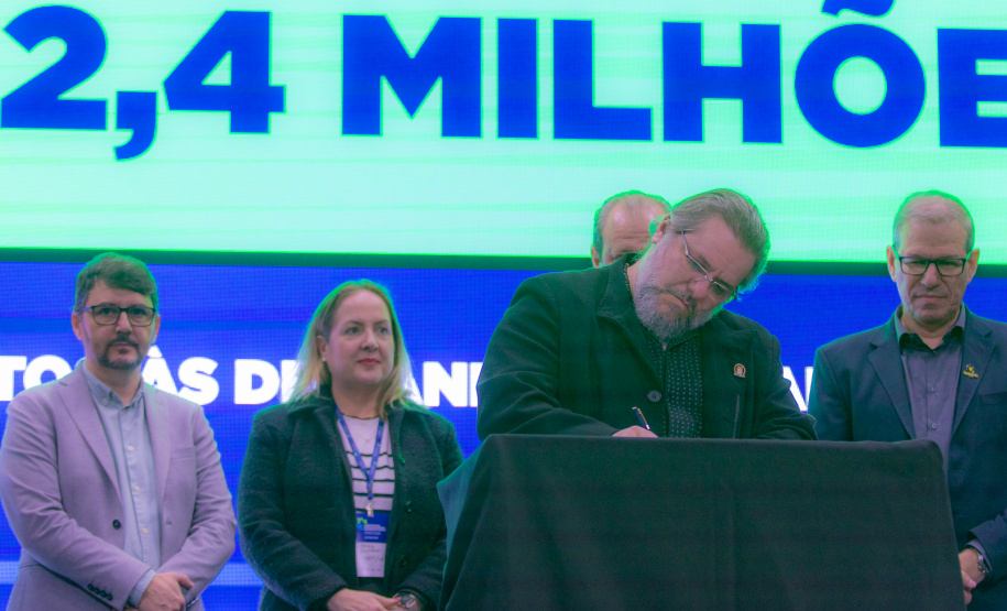 Estado anuncia R$ 18,7 milhões para fortalecer ensino profissional nas universidades