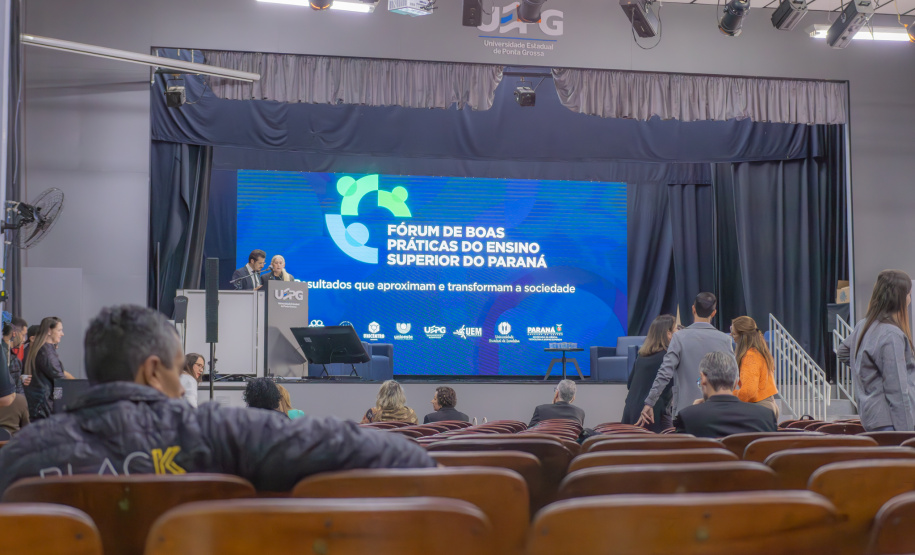 Universidades Estaduais do Paraná alinham políticas públicas com foco em resultados e boas práticas