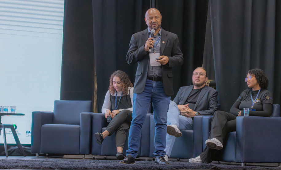 Universidades Estaduais do Paraná alinham políticas públicas com foco em resultados e boas práticas