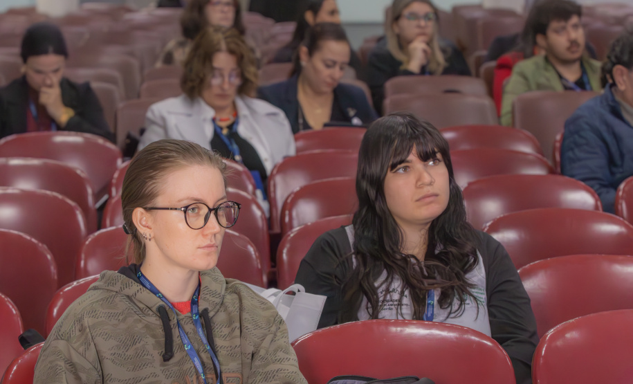 Universidades Estaduais do Paraná alinham políticas públicas com foco em resultados e boas práticas