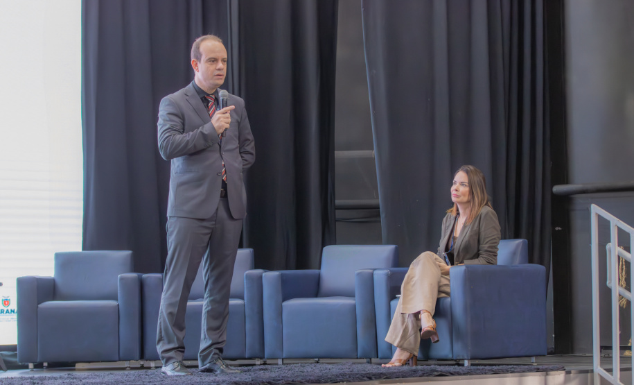 Universidades Estaduais do Paraná alinham políticas públicas com foco em resultados e boas práticas