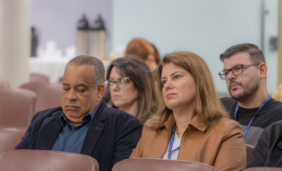 Universidades Estaduais do Paraná alinham políticas públicas com foco em resultados e boas práticas