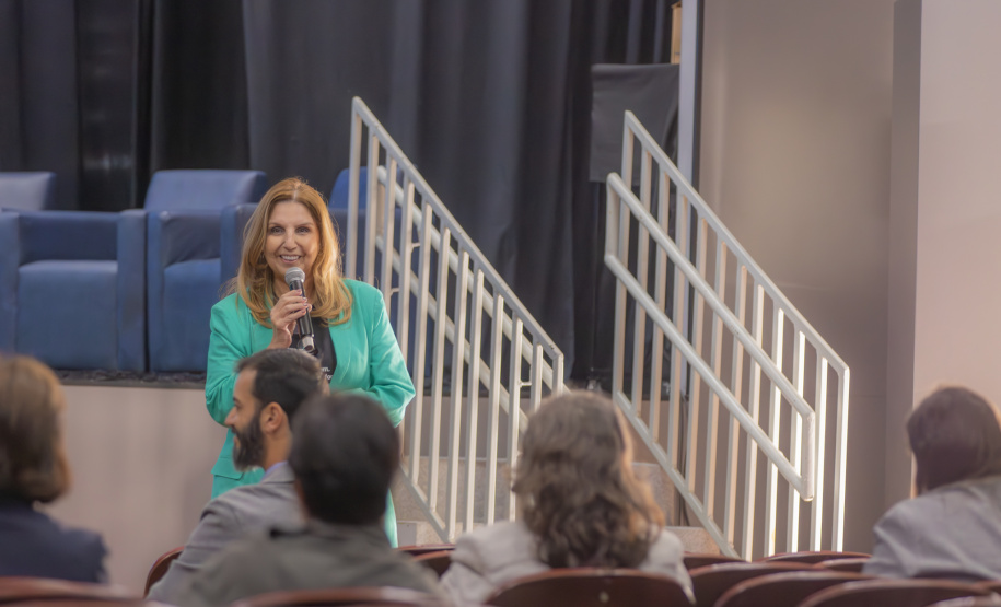 Universidades Estaduais do Paraná alinham políticas públicas com foco em resultados e boas práticas