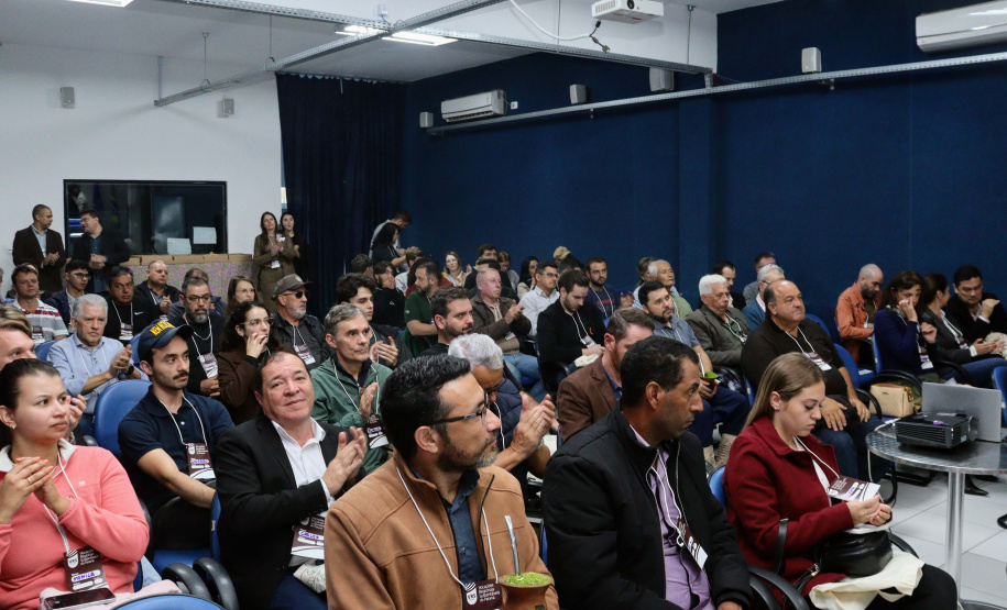 Paraná avança na internacionalização da erva-mate com novas parcerias