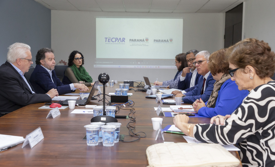 Tecpar e OPAS se reúnem com foco no fornecimento de produtos para as Américas