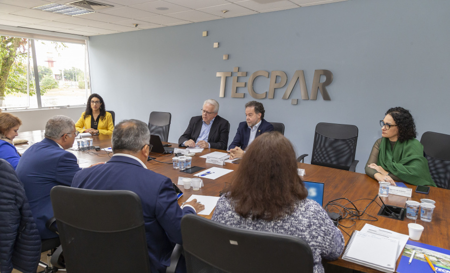 Tecpar e OPAS se reúnem com foco no fornecimento de produtos para as Américas