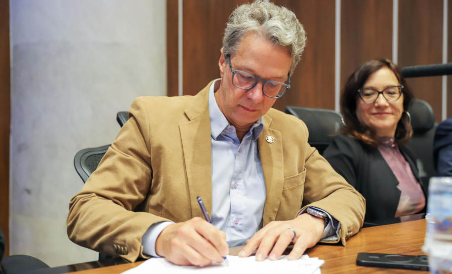 Paraná assina acordos com região italiana da Emilia-Romagna