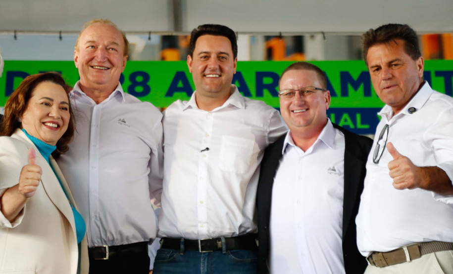 Sonho realizado: governador entrega residencial com 528 apartamentos em Guarapuava