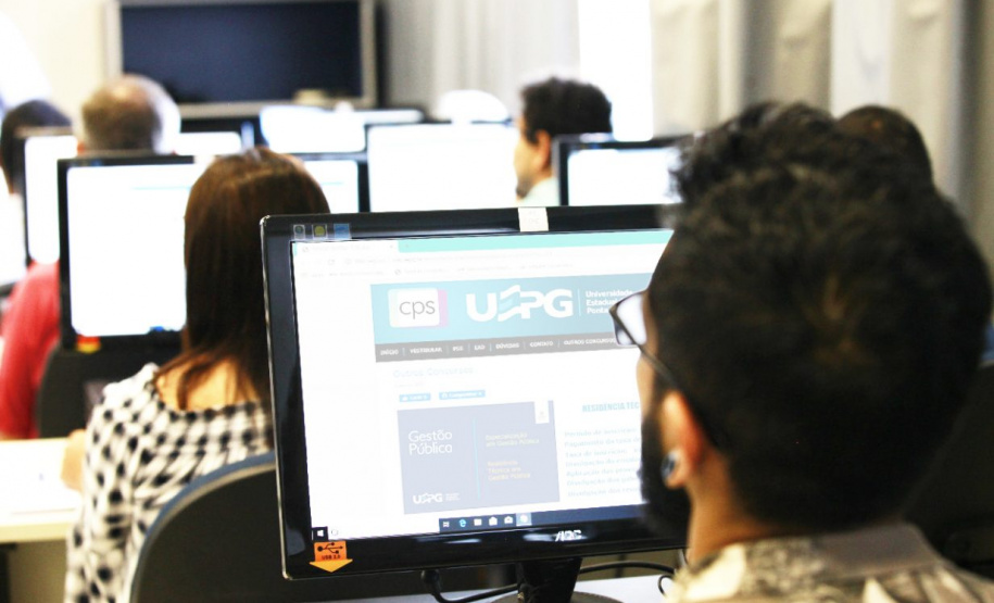 Paraná é o 1º estado a regulamentar cursos microcredenciais no Brasil