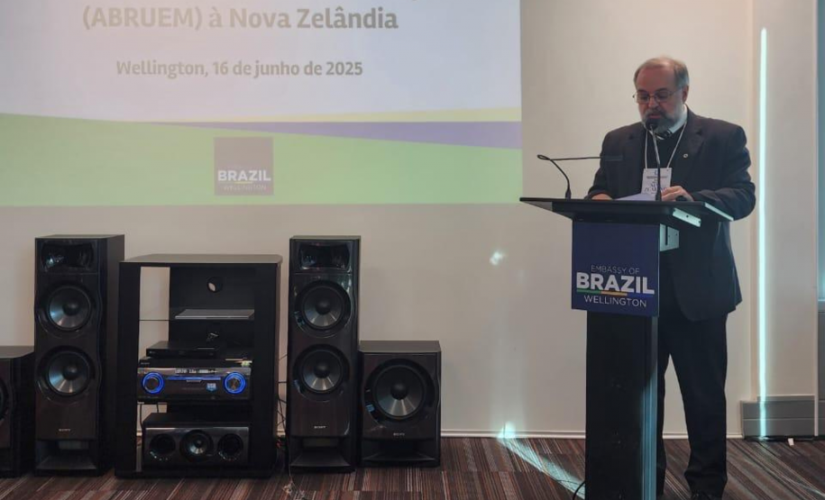 Paraná e Nova Zelândia firmam parceria entre universidades para pesquisa e intercâmbio