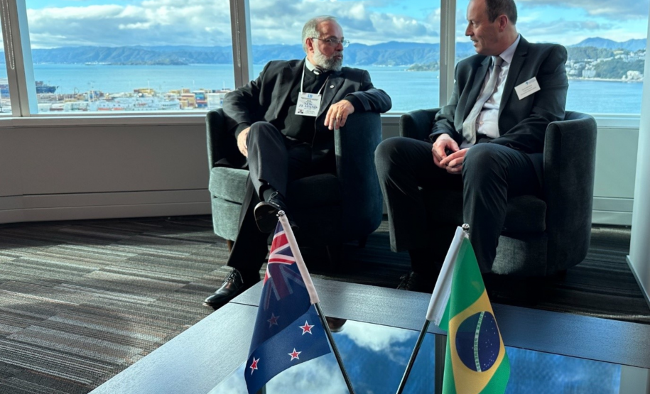 Paraná e Nova Zelândia firmam parceria entre universidades para pesquisa e intercâmbio