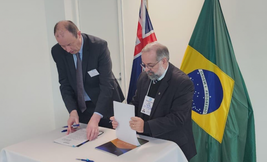 Paraná e Nova Zelândia firmam parceria entre universidades para pesquisa e intercâmbio