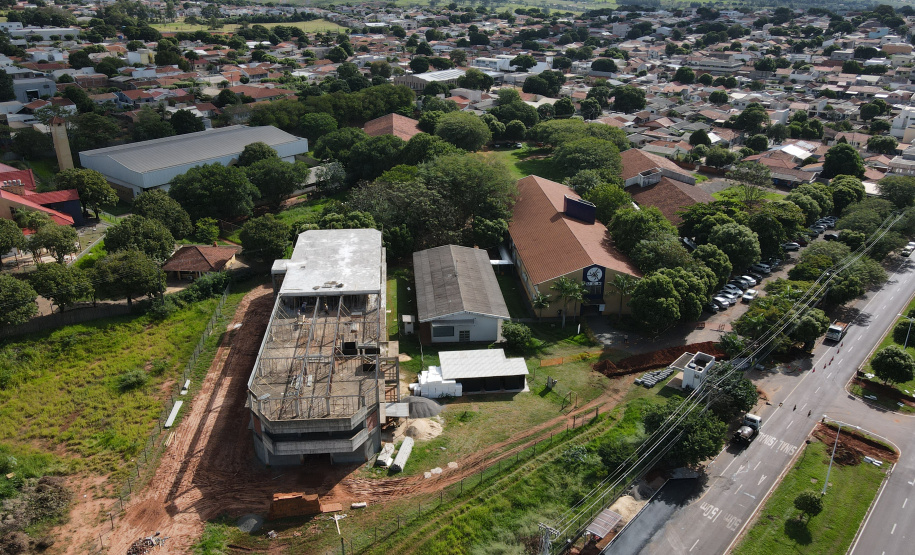 Obra de R$ 1,1 milhão vai instalar novo bueiro na PR-436 em Ribeirão do Pinhal