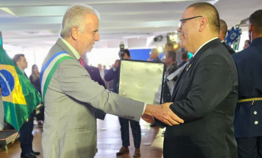 Unioeste recebe homenagem por 20 anos de atuação no Projeto Rondon