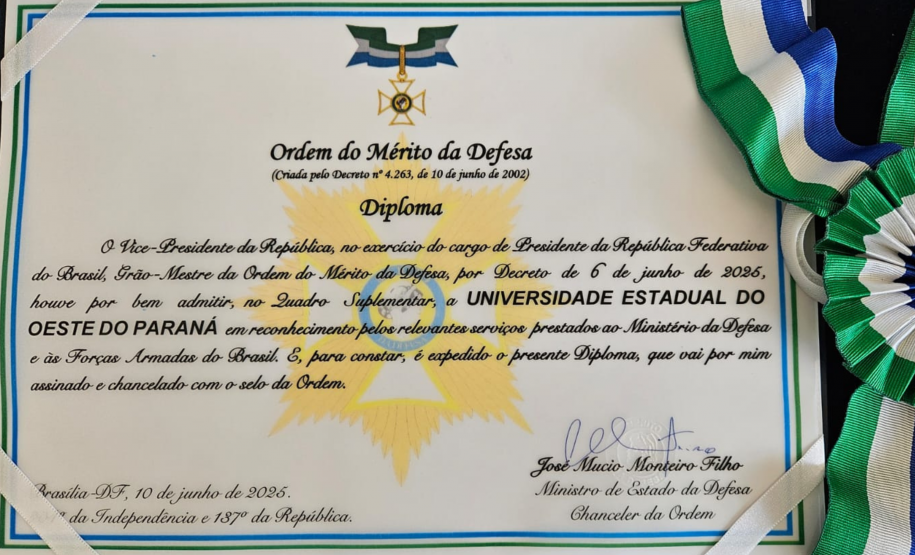 Unioeste recebe homenagem por 20 anos de atuação no Projeto Rondon