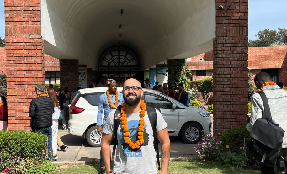 Após curso na Índia, paranaenses organizam grupo de pesquisa sobre computação quântica