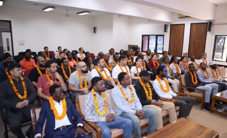 Após curso na Índia, paranaenses organizam grupo de pesquisa sobre computação quântica