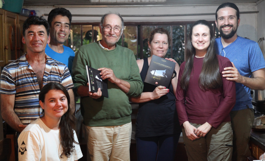 Grupo de pesquisa da UEPG recebe prêmio em congresso internacional por educação patrimonial