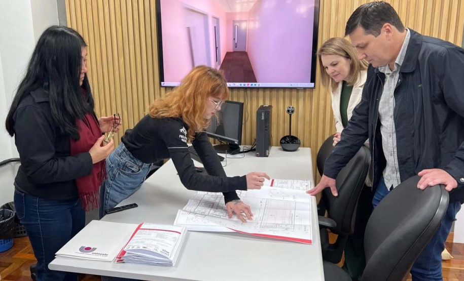 Projetek da Unioeste entrega projeto de CRAS a Boa Esperança do Iguaçu