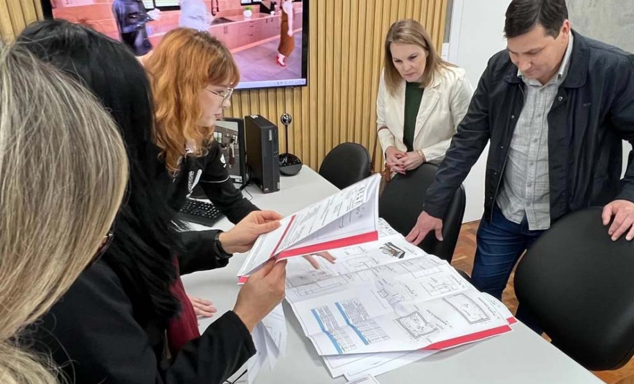 Projetek da Unioeste entrega projeto de CRAS a Boa Esperança do Iguaçu